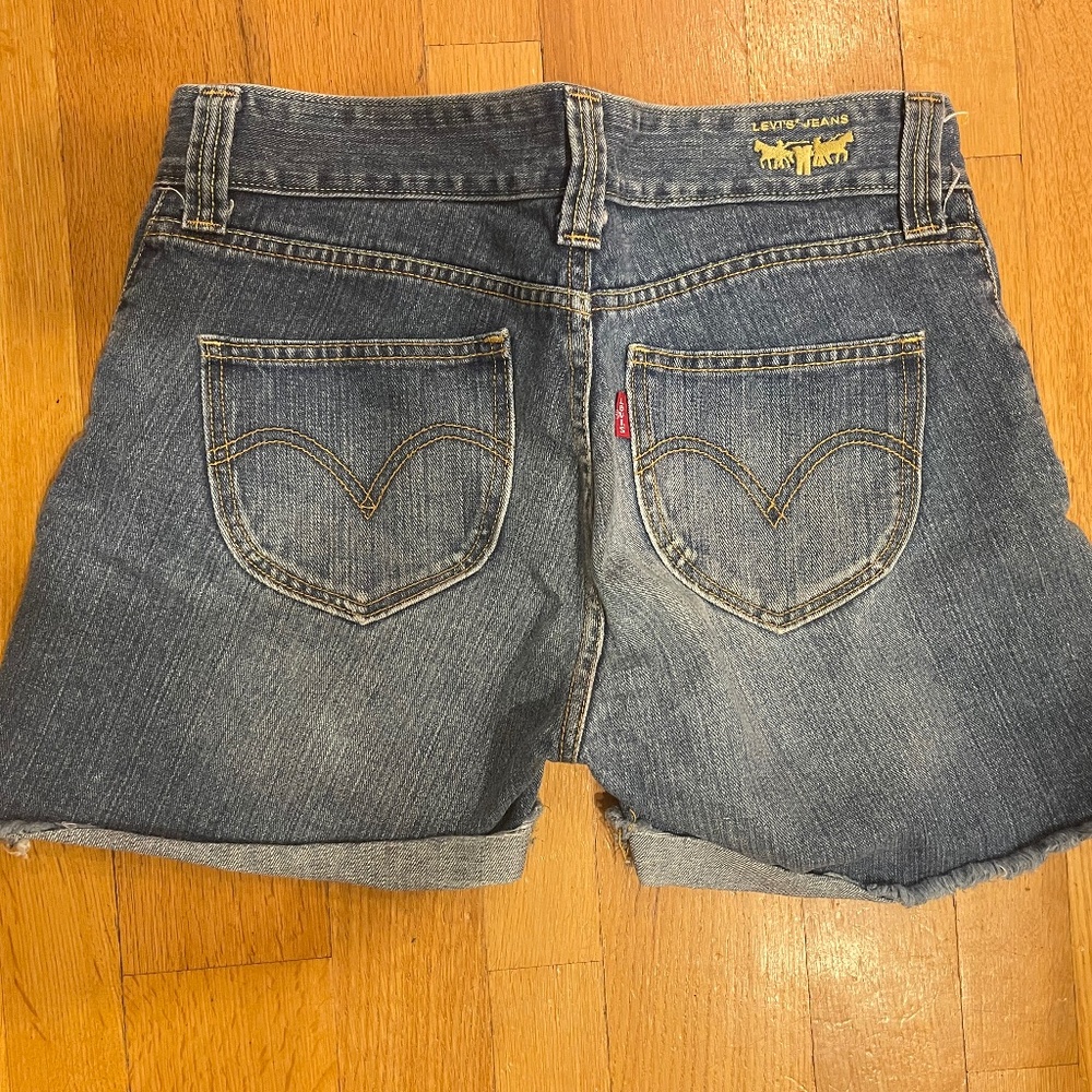 Levi’s Slouch 504 Denim Shorts